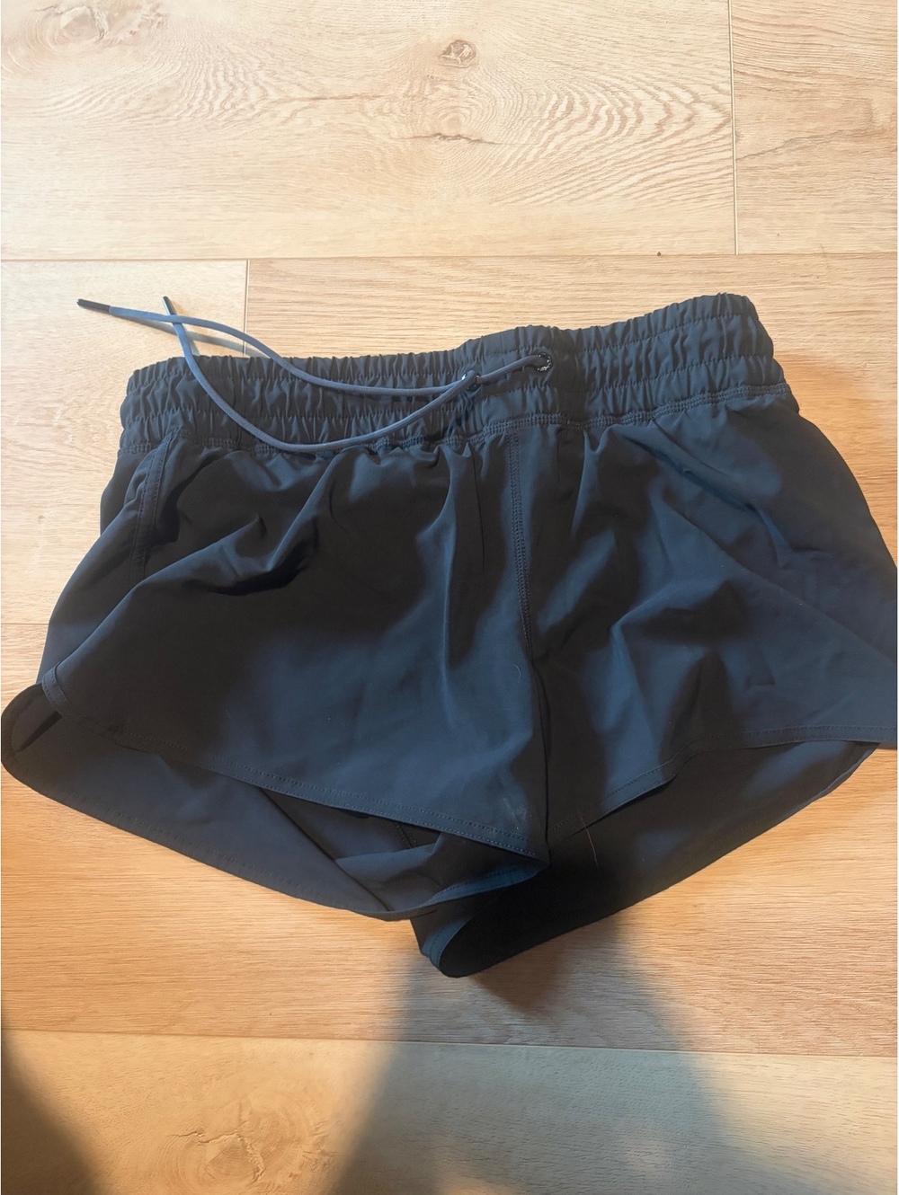 women’s black shorts size 10